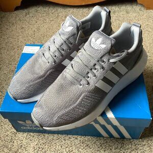 adidas Originals Swift Run 22 Grey Men's Size 10.5M